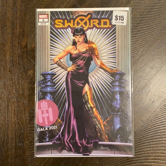 Sword #6 Variant - Picture 1 of 4